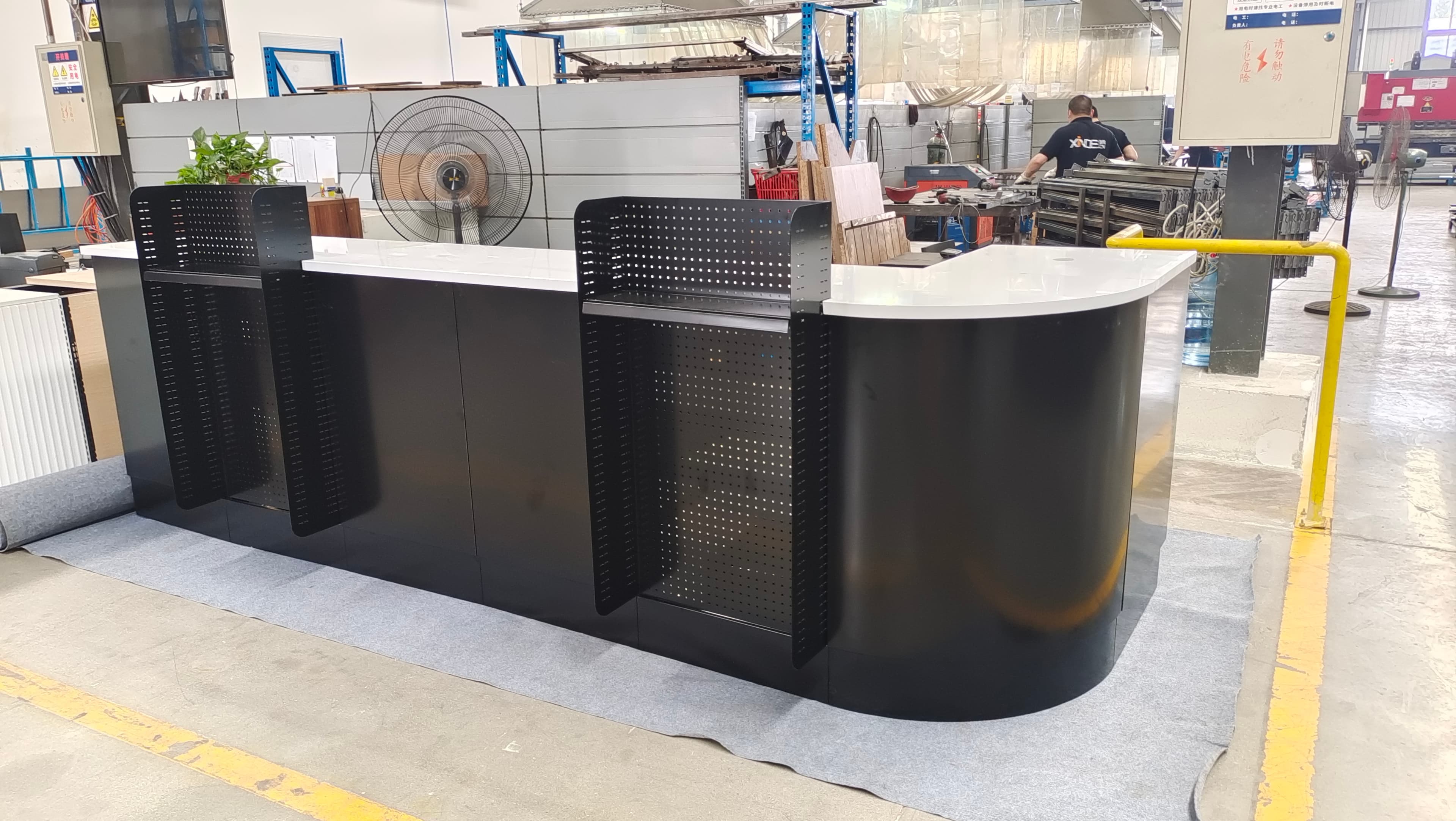 Modern Checkout Counter